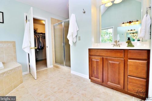 59 Brighton Pl, Charles Town WV  25414-2584 exterior