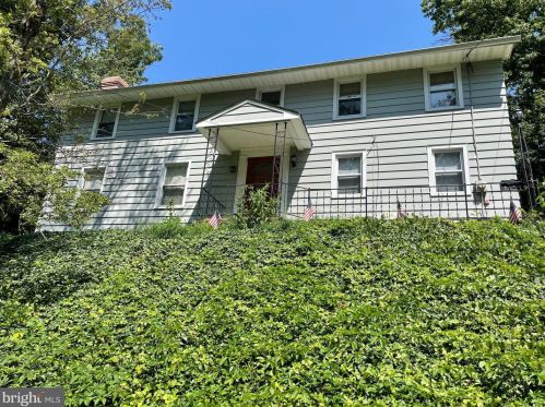 340 Church St, Trenton, NJ 08618-4635