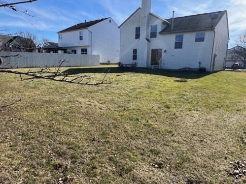 251 Kemperwood Dr, Pataskala, OH 43062-9698