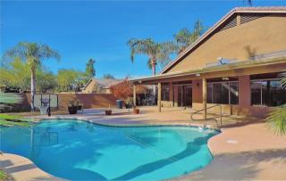 1002 Western Skies Dr, Gilbert, AZ 85296-3708