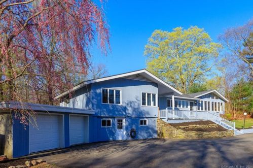 939 Boston Tpke, Manchester CT  06043-7403 exterior