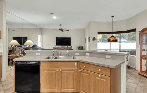 3966 9th Ln, Vero Beach FL  32960-6123 exterior