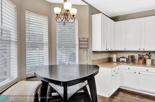 13305 32nd St, Hollywood FL 33027-3911 exterior