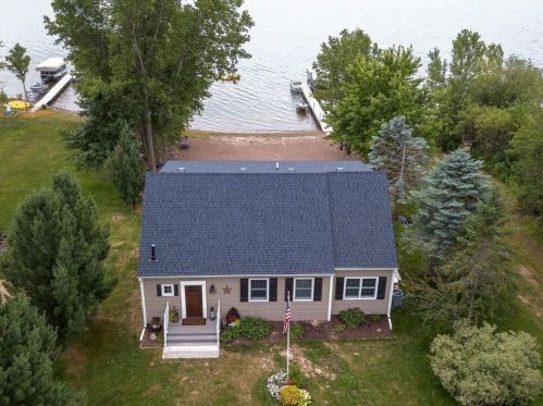 320 Donovan Cove Rd, Shell Lake, WI 54871-8732