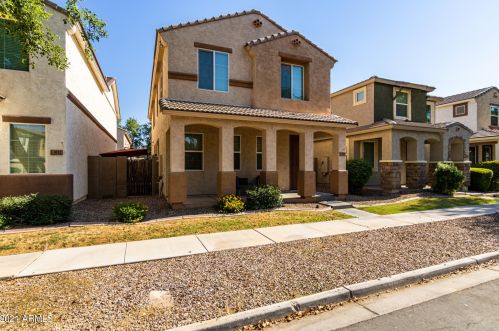 4116 Oakland St, Gilbert, AZ 85295-6117