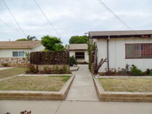 1652 Halley St, San Diego, CA 92154-2715