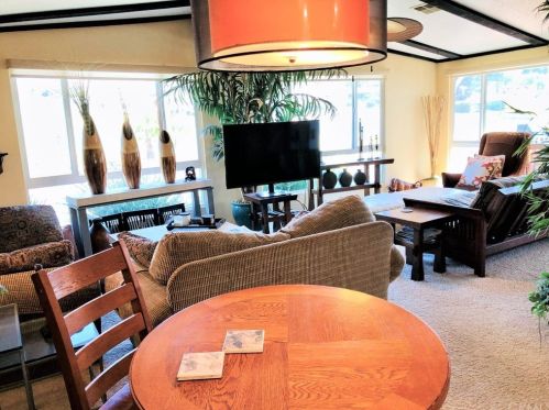 10460 Frontier Trl, Beaumont CA  92223-5423 exterior