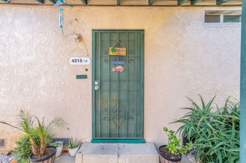 4213 Pepperwood Ave, Long Beach CA  90808-1072 exterior