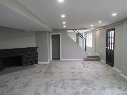 4607 Clubvue Dr, Pittsburgh PA  15236-4803 exterior