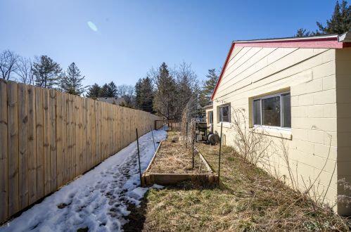 4986 Small Rd, Waukesha WI  53151-7408 exterior