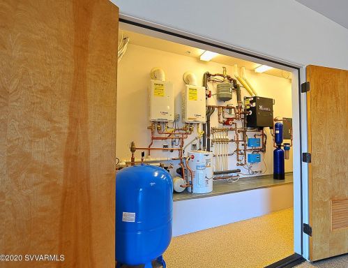 240 Crystal Sky Dr, Sedona AZ 86351-7450 exterior