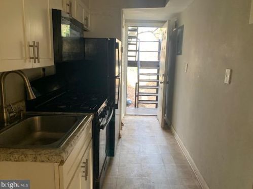 502 Brandywine St, Washington, DC 20032-3614
