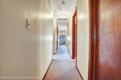 61 Venice Dr, Bricktown NJ  08723-6976 exterior