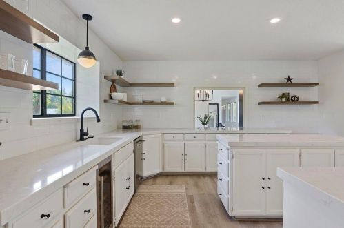 11331 Scarlet Oak Dr, Valley Home CA  95361-9542 exterior