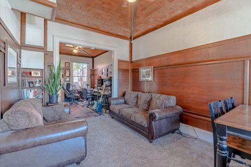 1439 Emerson St, Denver CO 80205-5128 exterior