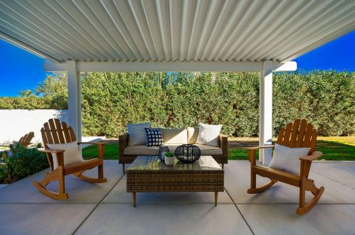 52190 Avenida Diaz, La Quinta CA  92253-3226 exterior