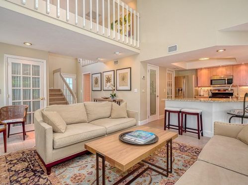 219 Woodshire Ln, Naples, FL 34105-7431