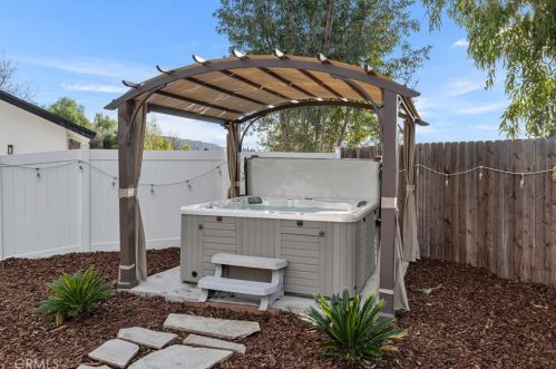 42651 San Julian Pl, Temecula CA  92592-2139 exterior