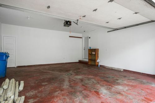 744 Williams Dr, Crown Point IN  46307-4822 exterior