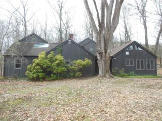 49 Obtuse Rd, Newtown, CT 06470-1011