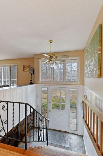 18110 30th Ave, Minneapolis, MN 55447-1633