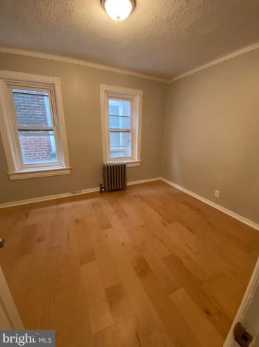 69 Liberty St, Trenton NJ  08611-1102 exterior