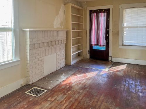 329 21st St, Covington, KY 41014-1596