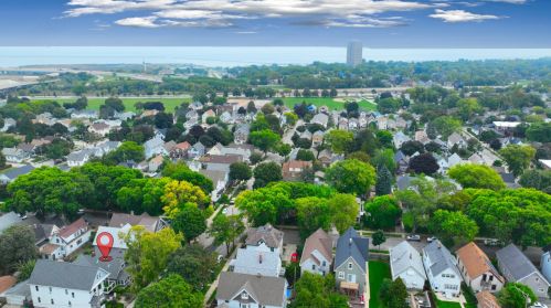 742 Homer St, Milwaukee, WI 53207-1874