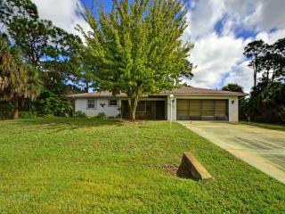 557 Gerald St, Sebastian, FL 32958-4219