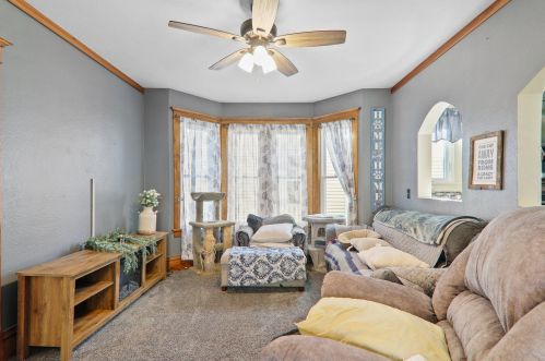 410 Beaver St, Beaver Dam WI  53916-1622 exterior