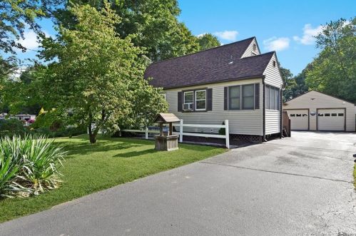 29 Unionville Ave, Plainville, CT 06062-1129