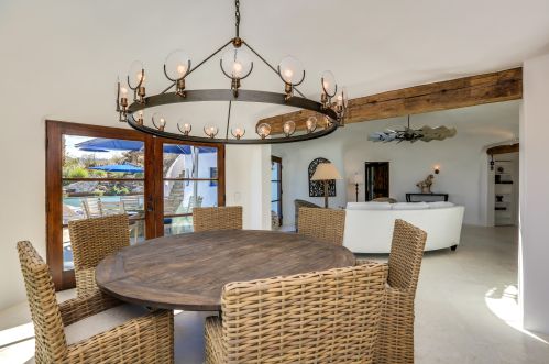 400 Camino Alturas, Palm Springs CA  92264-8996 exterior