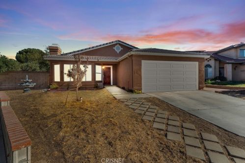 43846 Comstock Ave, Lancaster, CA 93535-4372