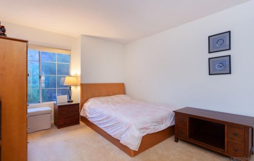 9416 Chabola Rd, San Diego CA 92129-4904 exterior