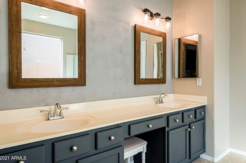 23434 21 Pl, Phoenix AZ 85006-3111 exterior