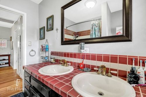 2512 3rd St, Bakersfield CA 93304-2521 exterior