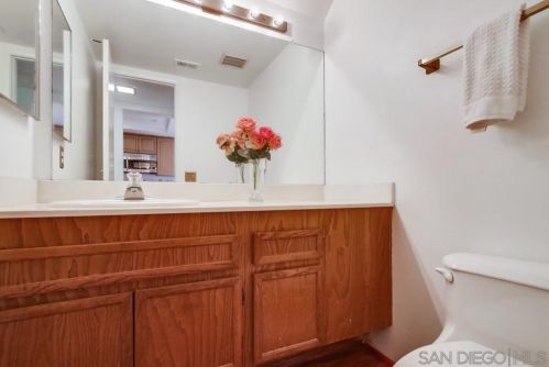 3275 Old Bridgeport Way, San Diego CA  92111-7733 exterior