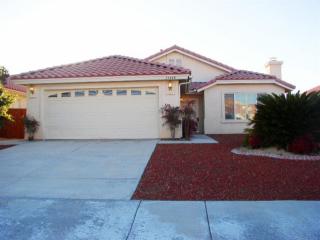 13448 Jubilee Pl, Victorville, CA 92395-7755