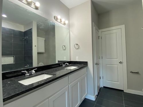 1515 Fordham Rd, Dallas TX  75216-6220 exterior