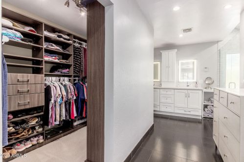 5822 Scottsdale Rd, Scottsdale AZ 85253-5415 exterior