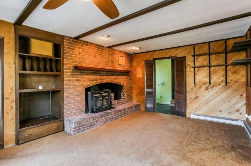 165 Hurlburt St, Glastonbury, CT 06033-2639