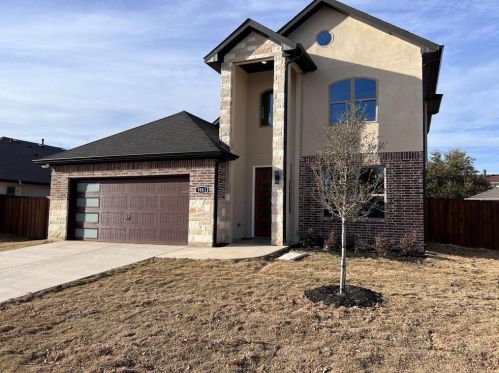 1063 Lake Trail Dr, Oak Point TX  75068-5479 exterior