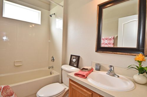 15600 Montesino Dr, Orlando FL 32828-6740 exterior