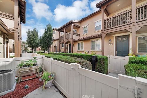 427 Linden Dr, Orange CA  92865-5006 exterior