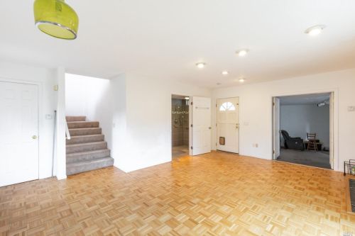 2128 Hvn Dr, Santa Rosa CA 95404-3221 exterior