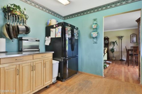 3042 Fitzgerald Rd, Simi Valley CA  93065-5235 exterior