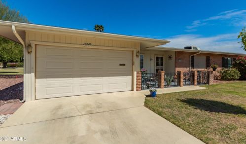 10249 108th Dr, Sun City, AZ 85351-4303