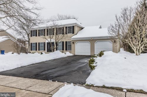 491 Jenny Dr, Yardley, PA 19067-5615