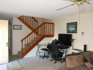 5275 Coral Ct, Orlando FL  32811-6707 exterior