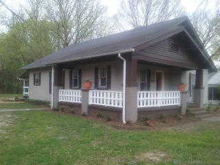 1214 Market St, Paris, TN 38242-3203